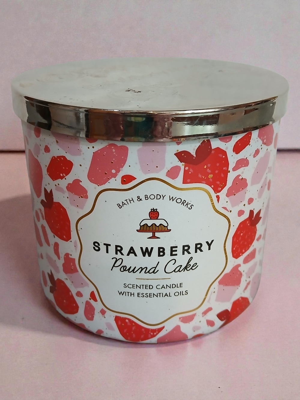 Bath & Body Works Strawberry Pound Cake Candle - Pink & Red